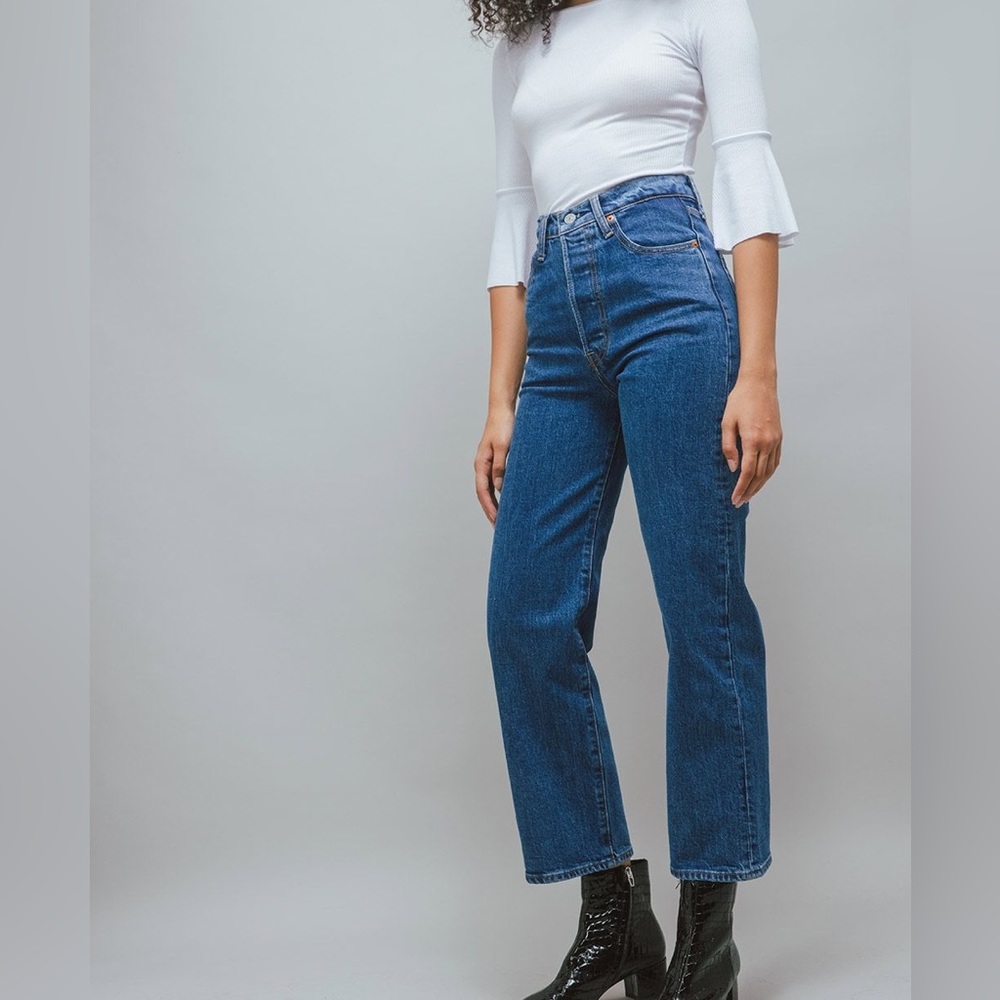 Levi's Ribcage Straight Leg Women's Jeans